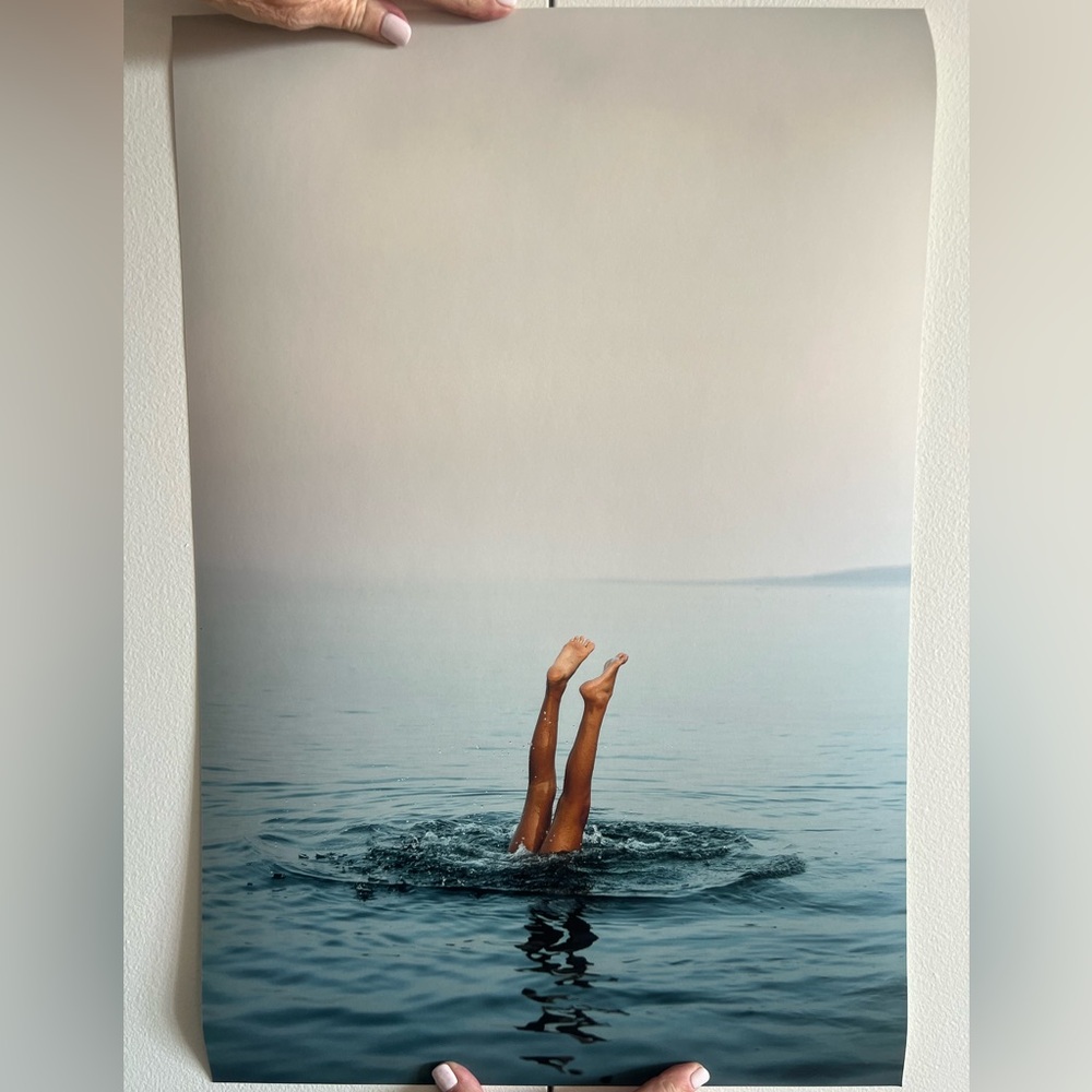 Fine art paper Legs in Water print